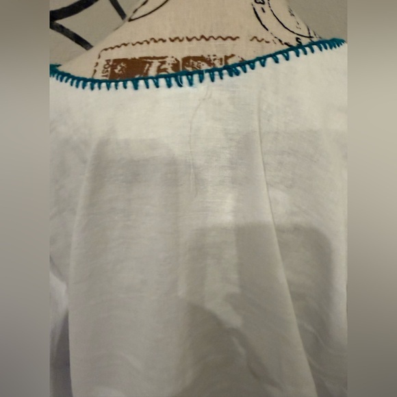 Embroidered Vibrant Floral Fiesta Top XL - Picture 7 of 10